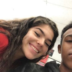 Meet your Posher, Valeria